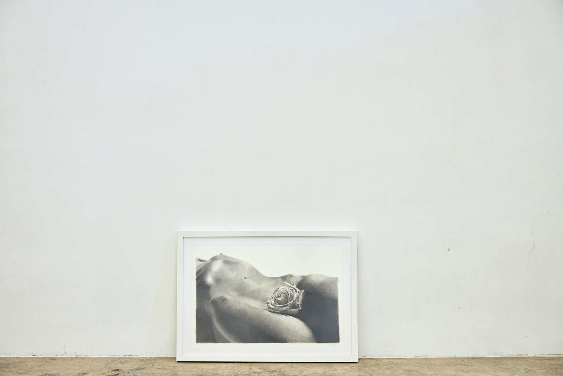 Graphite drawing artwork of a female figure by Daniel McMahon